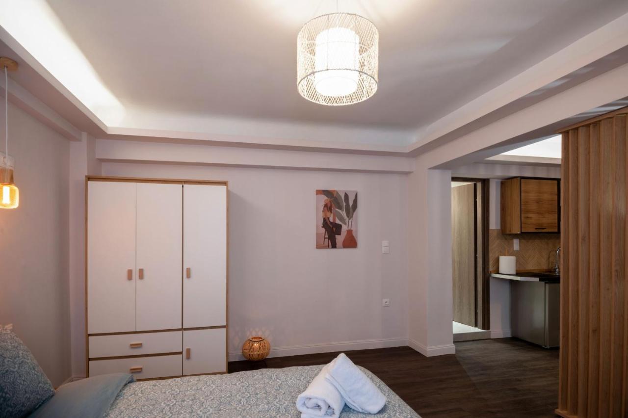 Niki Athens Suites - Cosy Suite In The Historical Center Of Атина Екстериор снимка